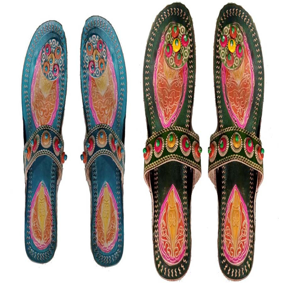 Shanti Print Leather Sleeper for Women GC-SDL-103