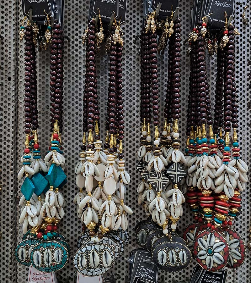 Metal Pendent Bone Beads Necklaces GC-NK-533